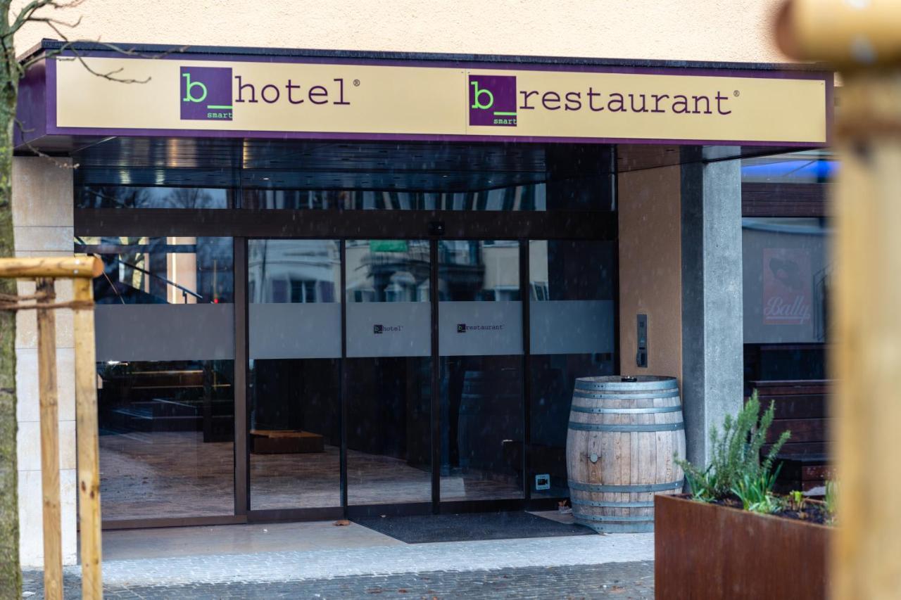 B-Smart Hotel Schoenenwerd Aarau Dış mekan fotoğraf