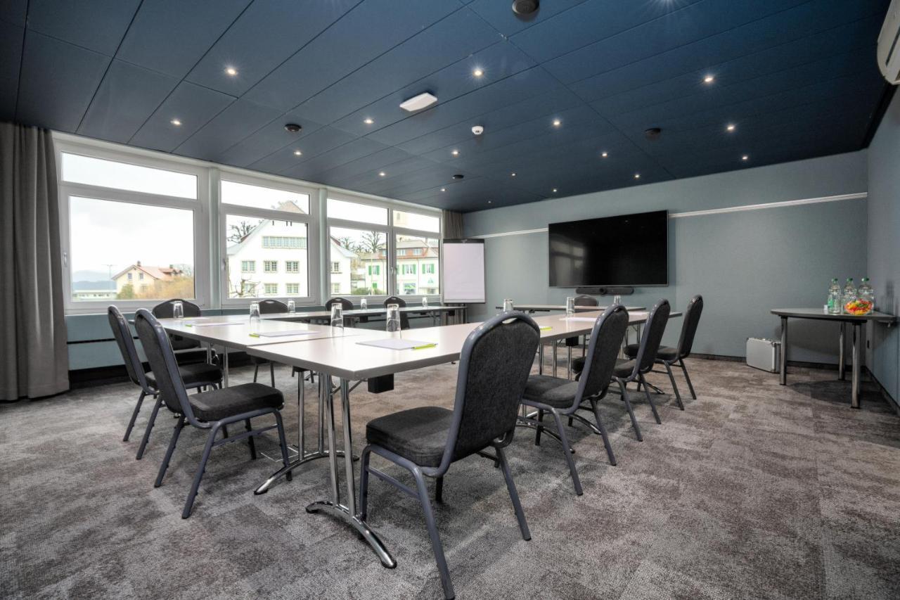 B-Smart Hotel Schoenenwerd Aarau Dış mekan fotoğraf