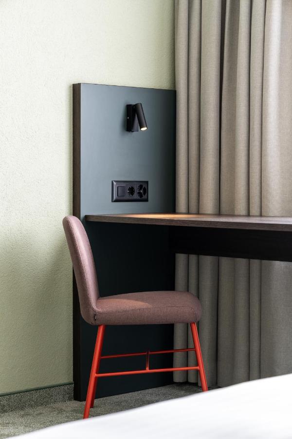 B-Smart Hotel Schoenenwerd Aarau Dış mekan fotoğraf