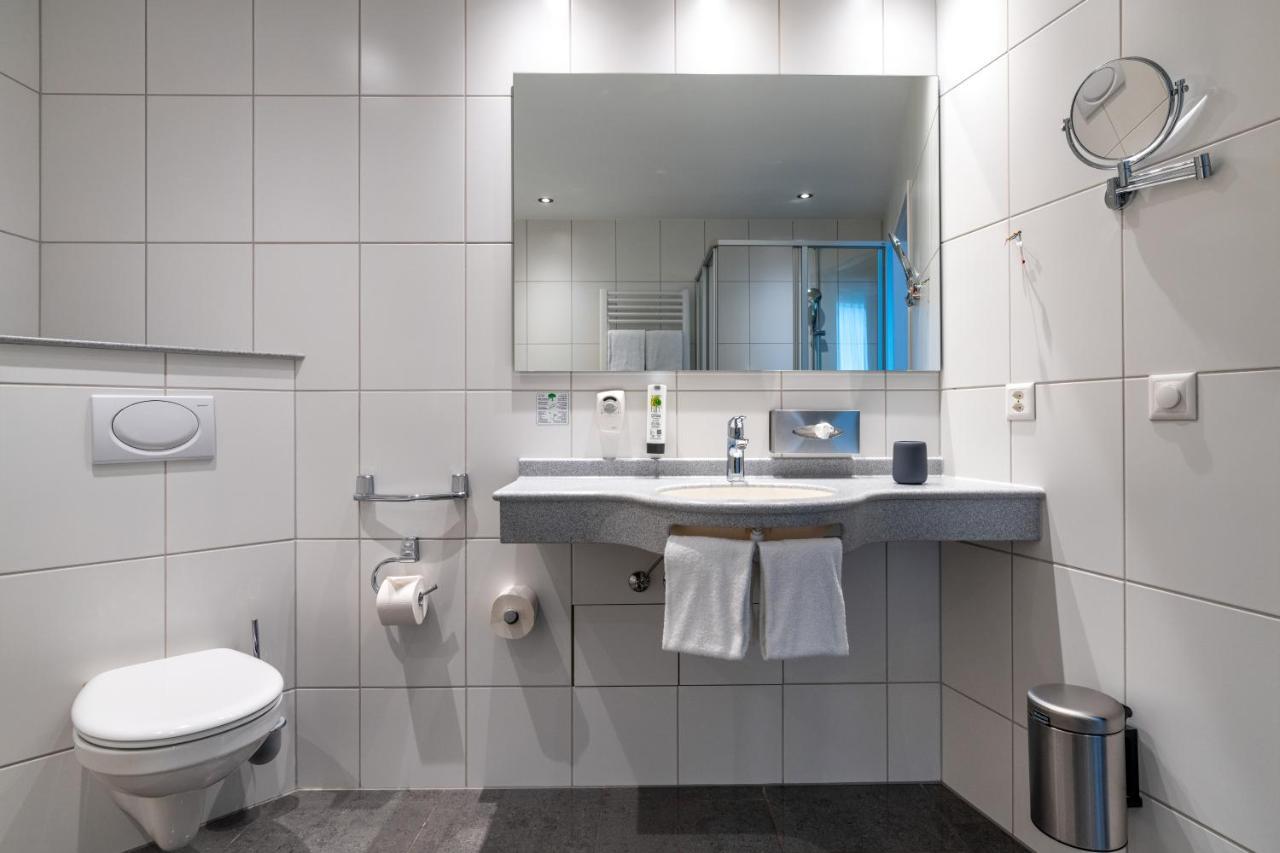 B-Smart Hotel Schoenenwerd Aarau Dış mekan fotoğraf