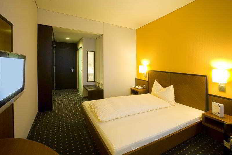 B-Smart Hotel Schoenenwerd Aarau Dış mekan fotoğraf