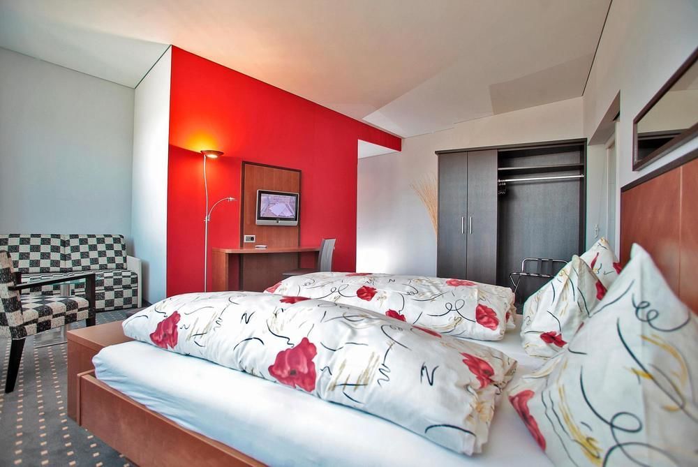 B-Smart Hotel Schoenenwerd Aarau Dış mekan fotoğraf