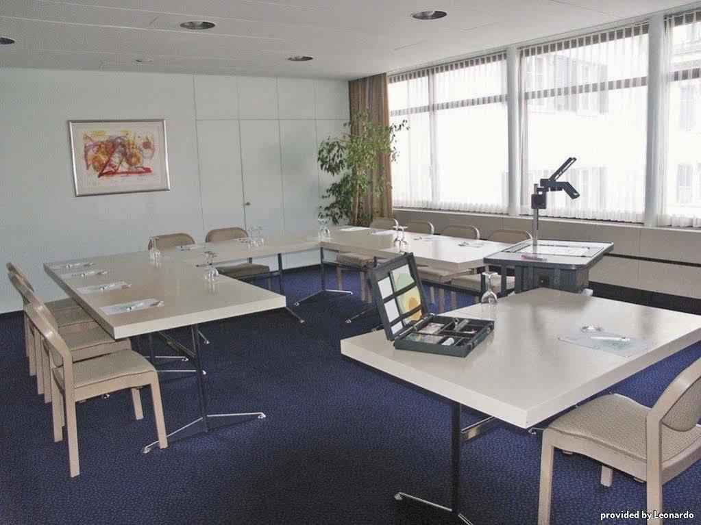 B-Smart Hotel Schoenenwerd Aarau Konforlar fotoğraf